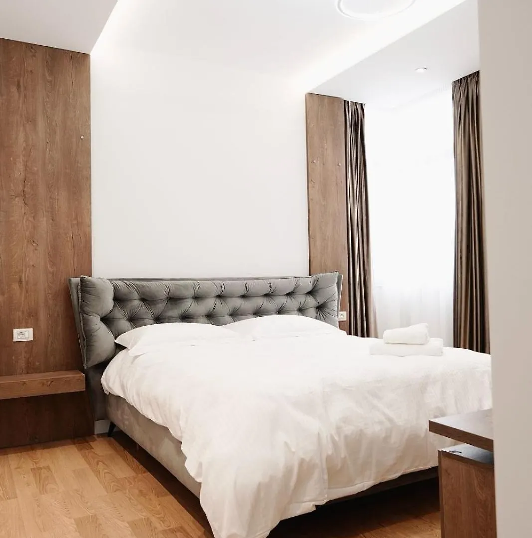 Apartment 102 Cirk Tirana